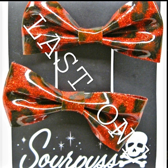 Sourpuss Accessories - Sourpuss Red Leopard Glitter Vinyl Hair Bows